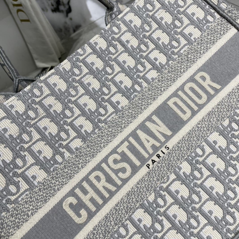 Dior Shopping Bags